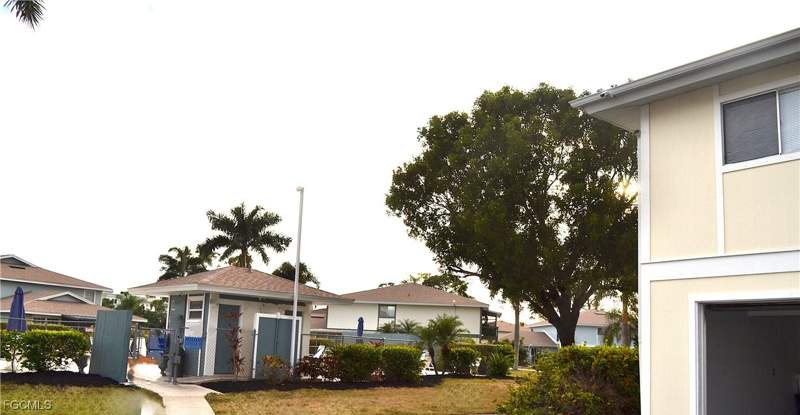 2 bedroom Townhouse at 5839 Vancouver Cir 2, Provincetown, Fort Myers — photo 4