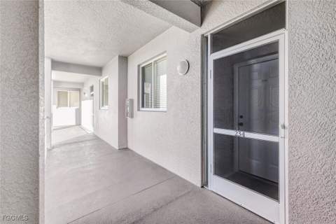 16595 Lake Circle Dr 234, Fort Myers FL - photo 22 of 42