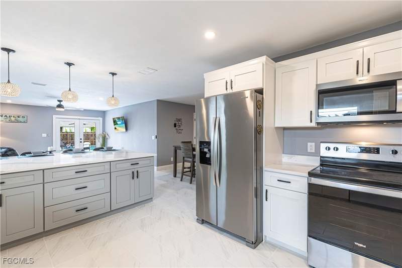 3 bedroom SingleFamilyResidence at 758 105th Ave N, Naples Park, Naples — photo 5