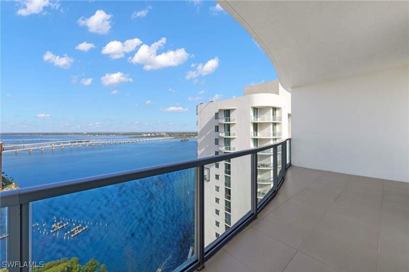2 bedroom Condominium at 3000 Oasis Grand Blvd Mph6, Oasis, Fort Myers — photo 2
