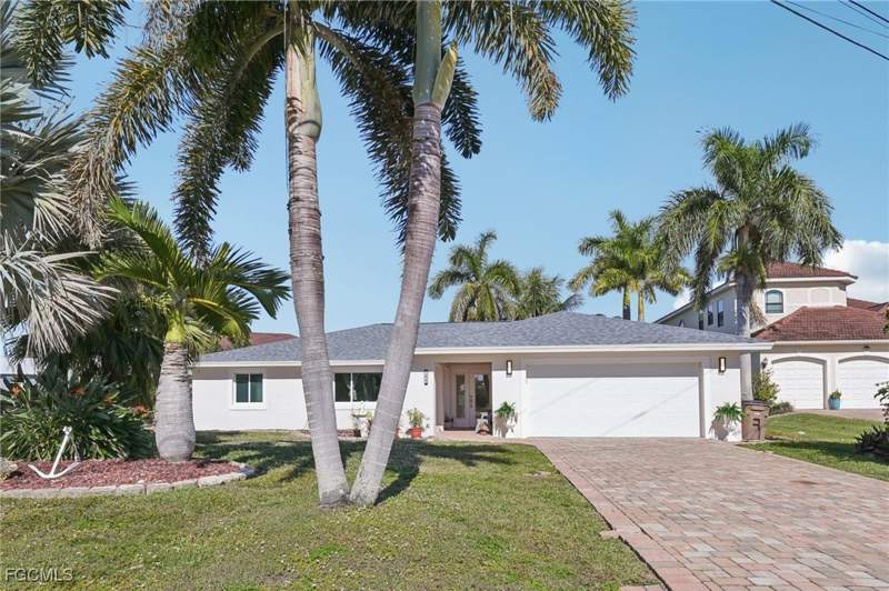 4 bedroom SingleFamilyResidence at 1819 SE 43rd St, Cape Coral, Cape Coral — photo 5