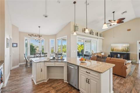 1422 NW 38th Pl, Cape Coral FL - photo 10 of 34