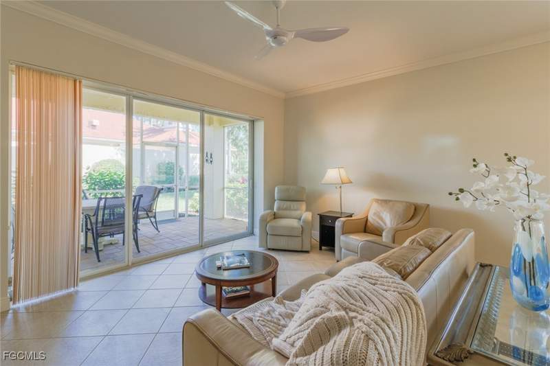 2 bedroom Condominium at 5960 Tarpon Gardens Cir 102, Tarpon Gardens, Cape Coral — photo 2