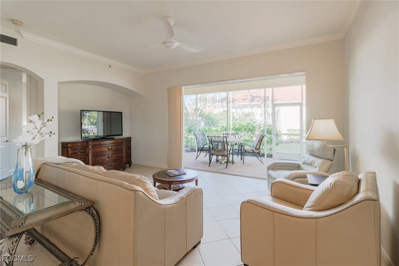 2 bedroom Condominium at 5960 Tarpon Gardens Cir 102, Tarpon Gardens, Cape Coral — photo 5