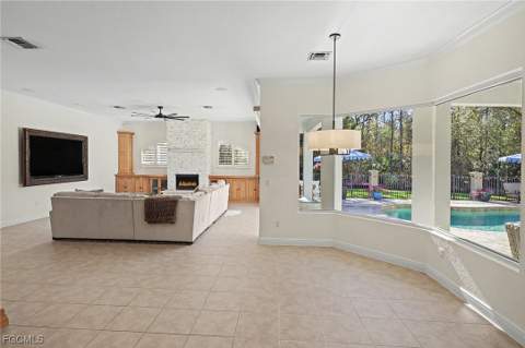 7376 Heritage Palms Estates Dr, Fort Myers FL - photo 12 of 49