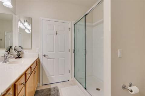 11751 Pasetto Ln 303, Fort Myers FL - photo 13 of 22