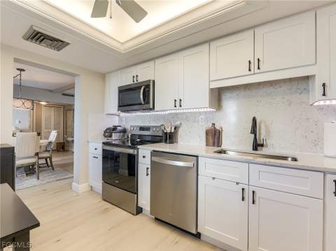 7000 Estero Blvd 102, Fort Myers Beach FL - photo 6 of 34
