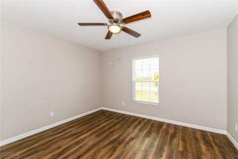 509 SW 7th Pl, Cape Coral FL - photo 13 of 15