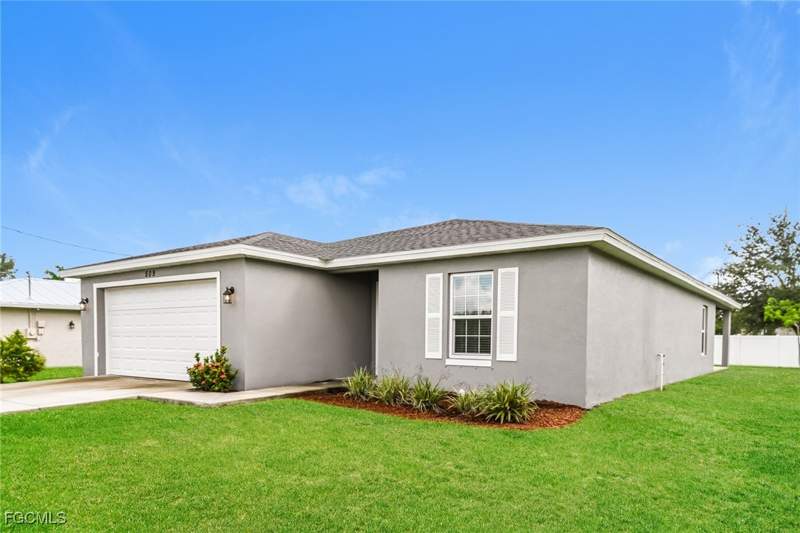 4 bedroom SingleFamilyResidence at 509 SW 7th Pl, Cape Coral, Cape Coral — photo 2