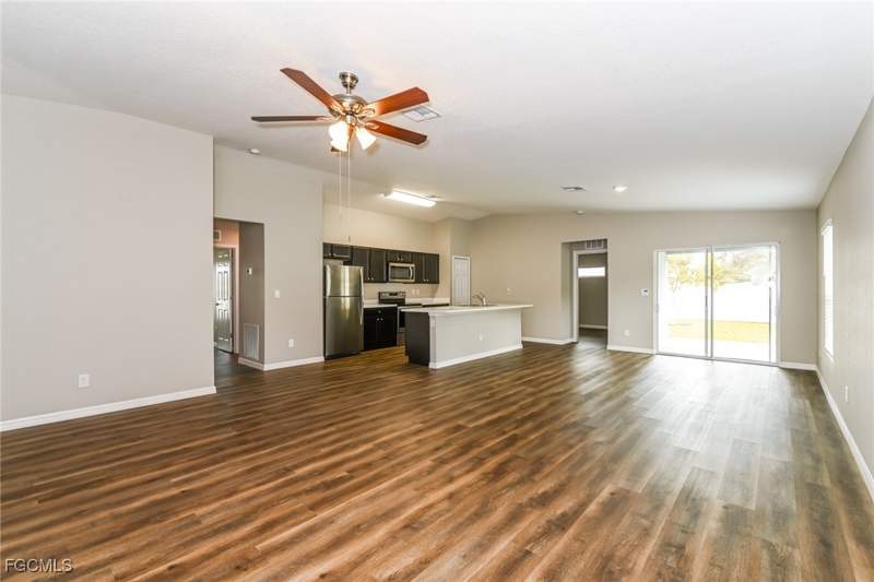 4 bedroom SingleFamilyResidence at 509 SW 7th Pl, Cape Coral, Cape Coral — photo 4