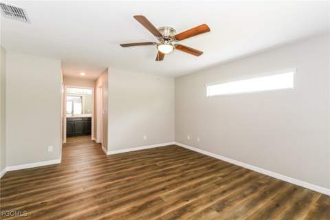 509 SW 7th Pl, Cape Coral FL - photo 8 of 15