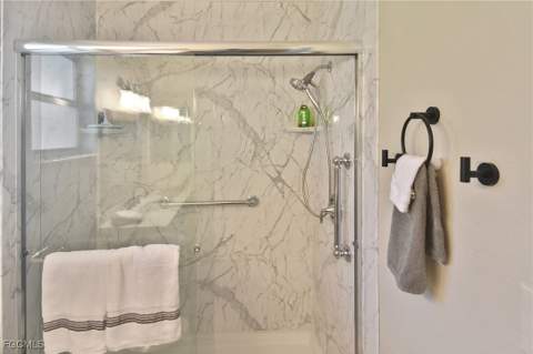 1411 Tropic Ter, North Fort Myers FL - photo 16 of 34