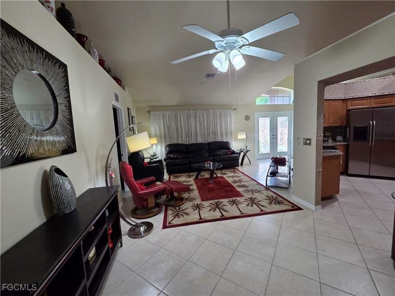 3 bedroom SingleFamilyResidence at 1725 SW 49th Ln, Cape Coral, Cape Coral — photo 3
