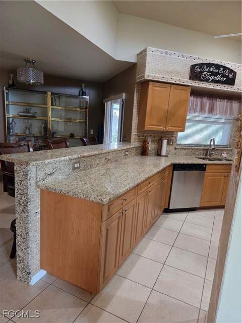 1725 SW 49th Ln, Cape Coral FL - photo 6 of 21