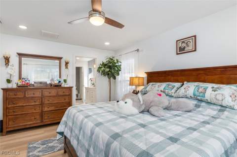 2306 NE 34th St, Cape Coral FL - photo 14 of 47