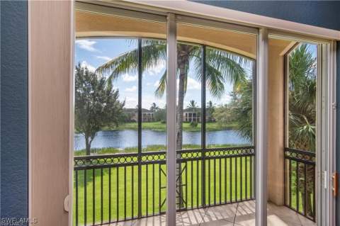 3123 Aviamar Cir 201, Naples FL - photo 15 of 22