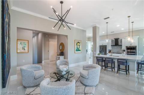 3123 Aviamar Cir 201, Naples FL - photo 6 of 22