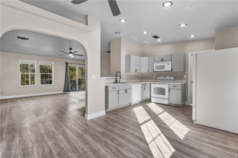 1505 E 15th St, Lehigh Acres FL - photo 8 of 35
