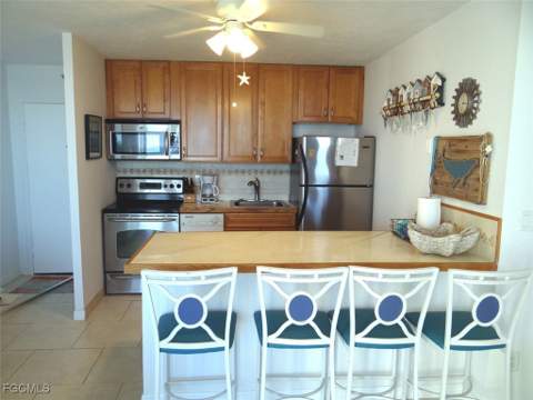 7330 Estero Blvd 605, Fort Myers Beach FL - photo 9 of 18