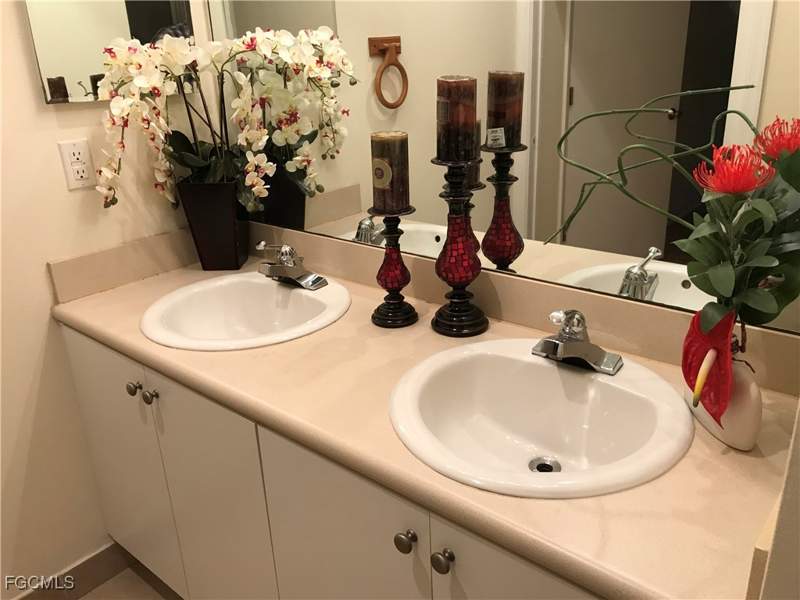 2 bedroom Condominium at 8407 Bernwood Cove Loop 510, The Cove At Six Mile, Fort Myers — photo 3