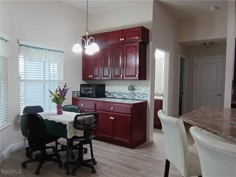 1426 NE 5th Pl, Cape Coral FL - photo 15 of 41