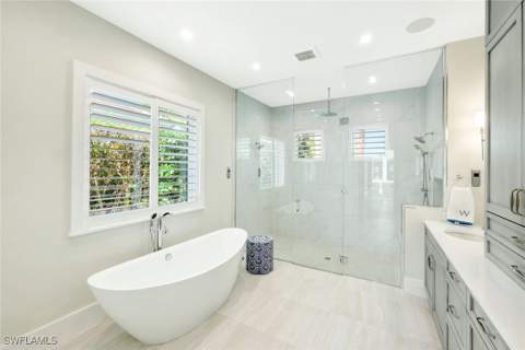 680 Wedge Dr, Naples FL - photo 14 of 30