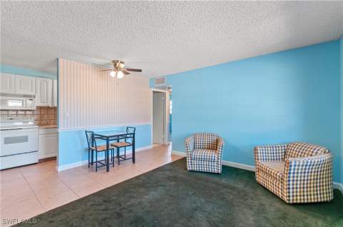 457 Tallwood St 108, Marco Island FL - photo 6 of 17