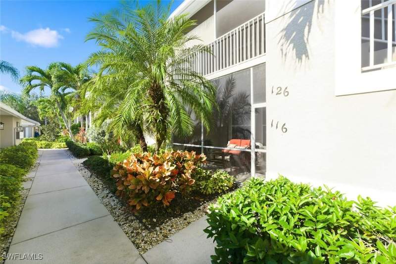2 bedroom Condominium at 8575 Naples Heritage Dr 116, Veranda At Prestwick, Naples — photo 3