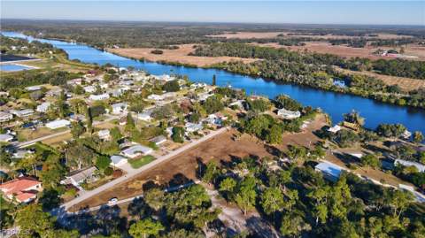 2111 Gardner Ct, Alva FL - photo 7 of 50