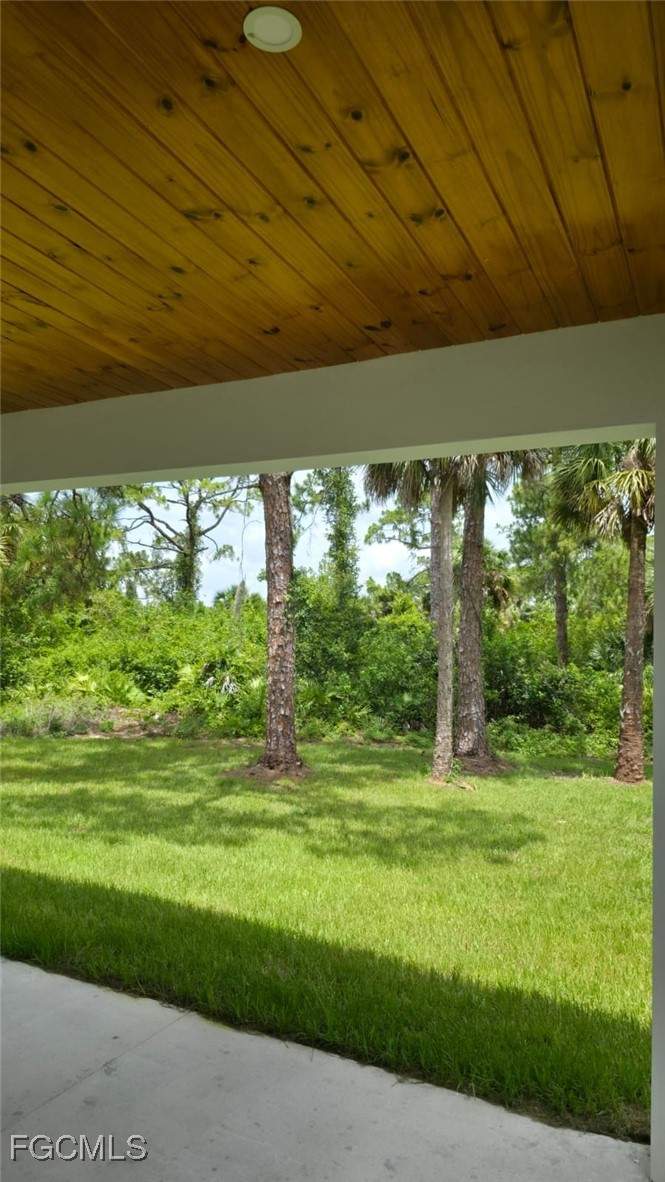 3 bedroom SingleFamilyResidence at 5005 Eifel Ln, Labelle, Labelle — photo 4