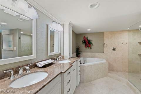 4451 Gulf Shore Blvd N 1704, Naples FL - photo 14 of 50