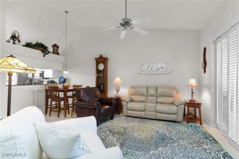 278 Newport Dr 206, Naples FL - photo 15 of 44