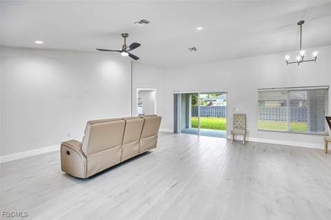 1633 SW 43rd St, Cape Coral FL - photo 6 of 37
