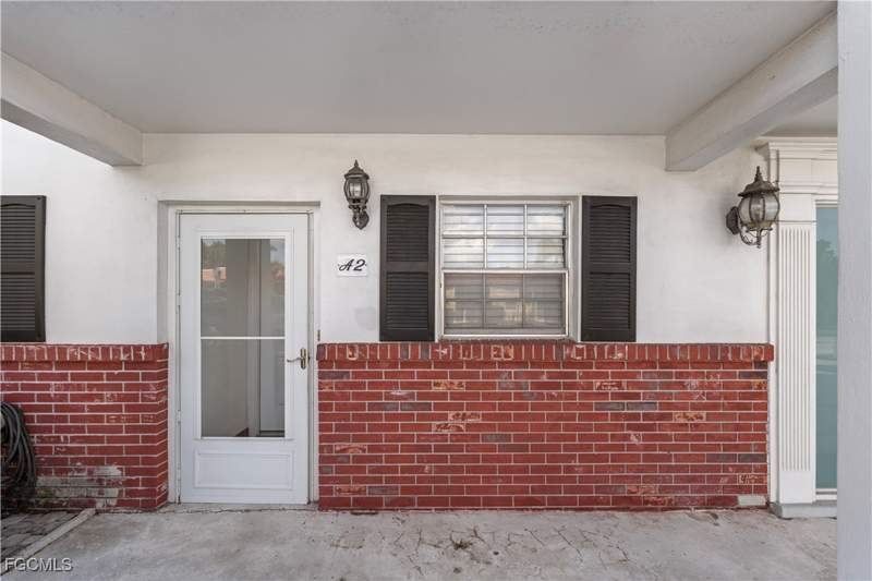 2 bedroom Condominium at 1490 Memoli Ln 2, Cypress Lakes Manor North, Fort Myers — photo 3
