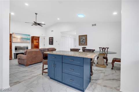 6511 Royal Woods Dr, Fort Myers FL - photo 8 of 41
