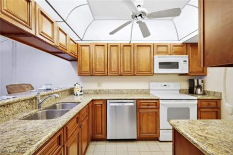 25870 Hickory Blvd 604, Bonita Springs FL - photo 7 of 14