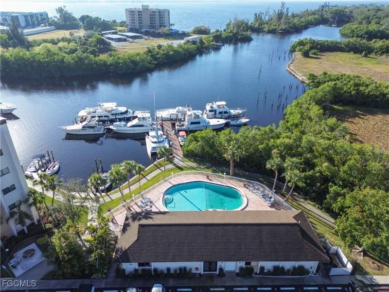 2 bedroom Condominium at 3458 Hancock Bridge Pkwy 141, Parkway Condo, North Fort Myers — photo 3