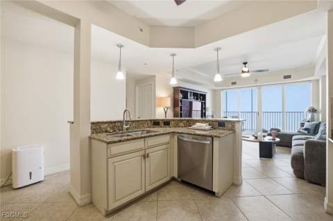 2797 1st St 503, Fort Myers FL - photo 16 of 46