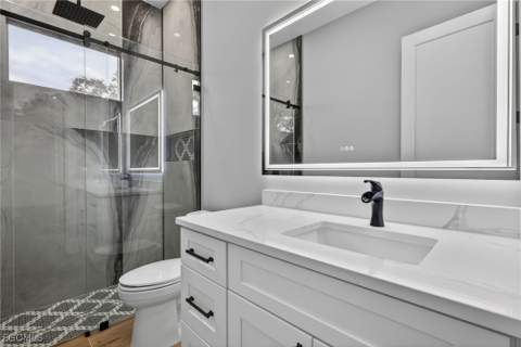 10318 St Patrick Ln, Bonita Springs FL - photo 21 of 44