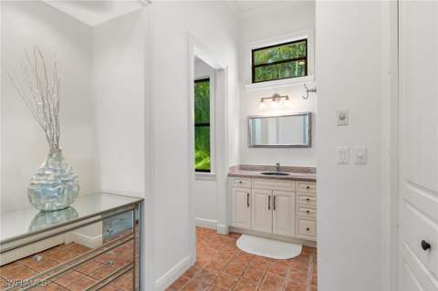 2755 Lantern Ln, Naples FL - photo 13 of 31