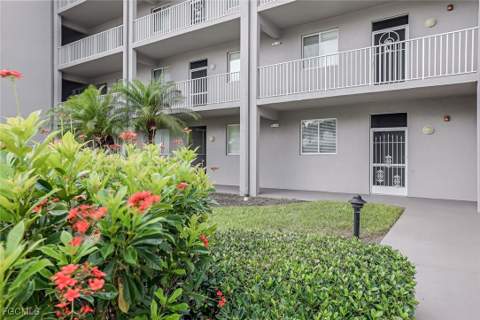 16625 Lake Circle Dr 518, Fort Myers FL - photo 13 of 48