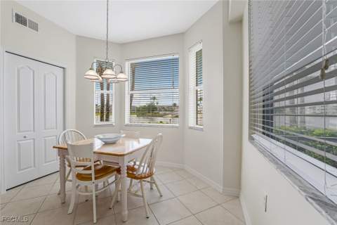 16625 Lake Circle Dr 518, Fort Myers FL - photo 20 of 48