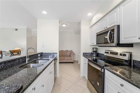 16625 Lake Circle Dr 518, Fort Myers FL - photo 21 of 48