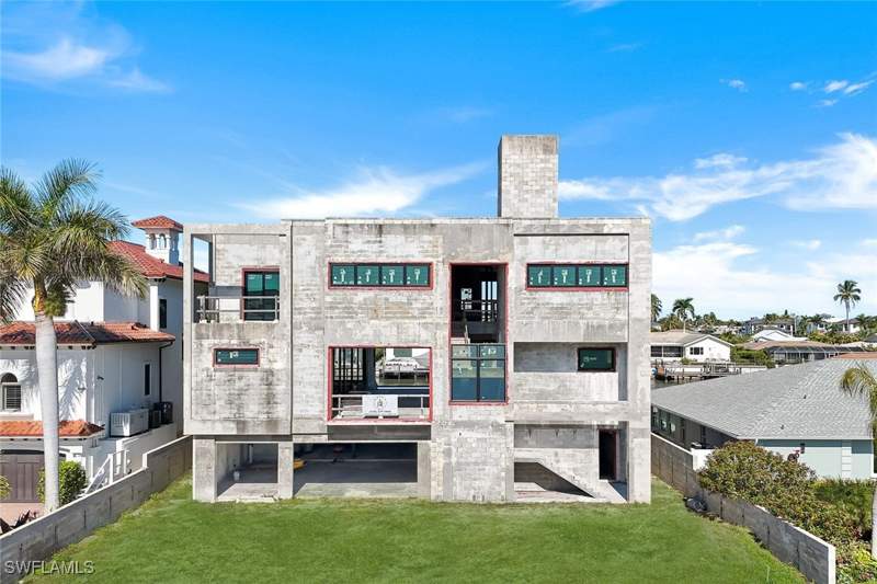 5 bedroom SingleFamilyResidence at 415 Seabee Ave, Conners, Naples — photo 3