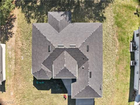442 Poplar St, Lehigh Acres FL - photo 9 of 28