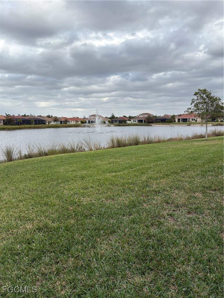 3 bedroom SingleFamilyResidence at 2841 Royal Gardens Ave E 0, Lindsford, Fort Myers — photo 4