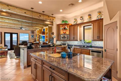 15400 Catalpa Cove Ln, Fort Myers FL - photo 15 of 50