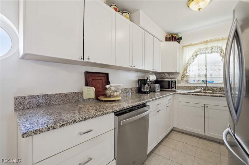 3 bedroom SingleFamilyResidence at 2431 Hunter Ter, Fort Myers, Fort Myers — photo 3