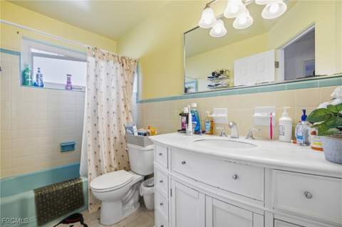 2431 Hunter Ter, Fort Myers FL - photo 8 of 31