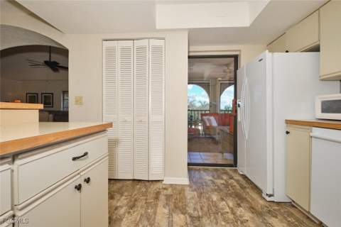 5510 SW 4th Pl 106, Cape Coral FL - photo 15 of 39